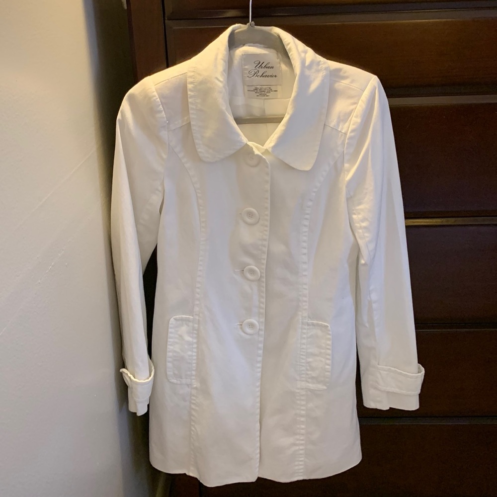 Urban Behavior 100% cotton white trench coat!!